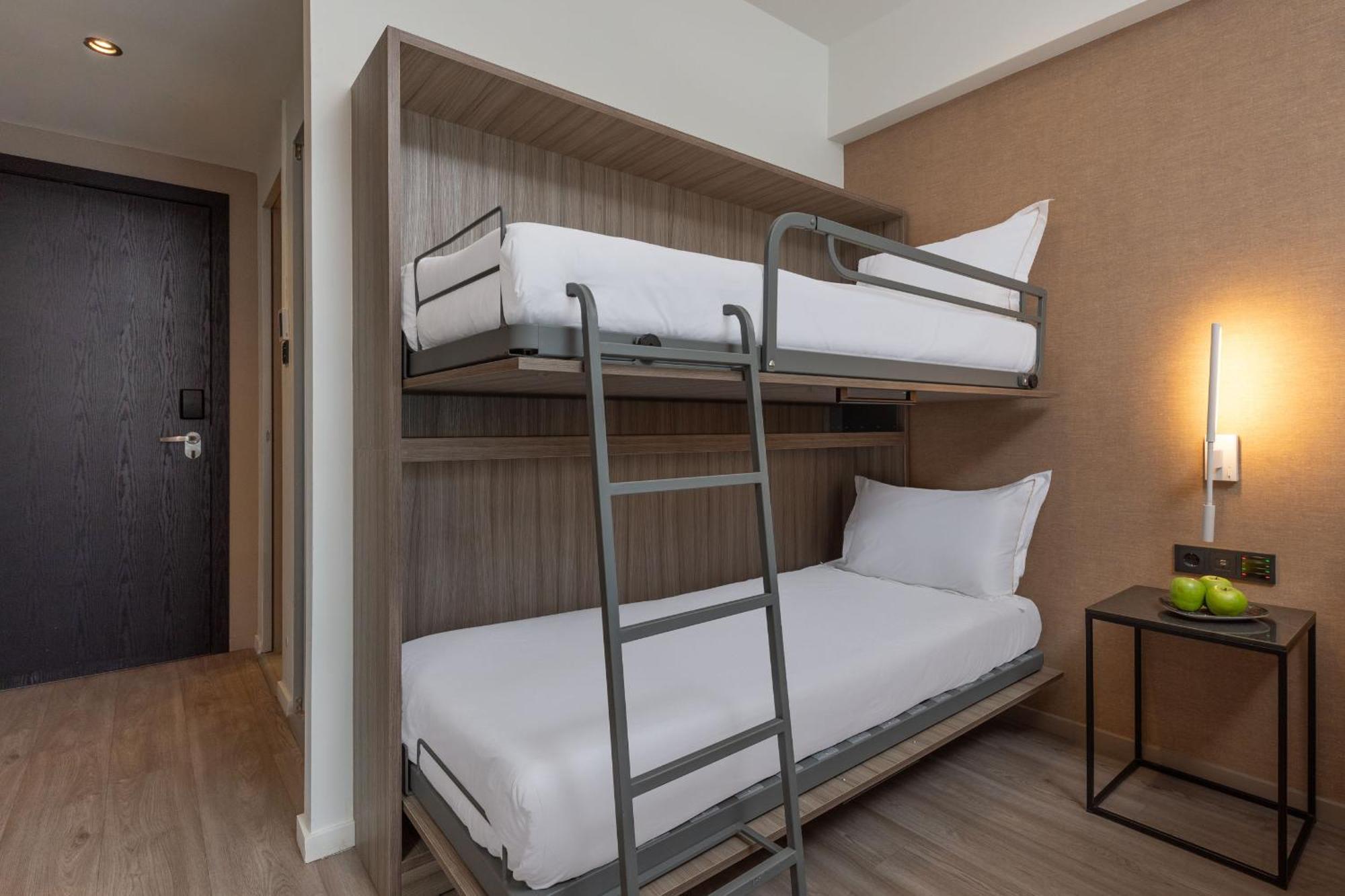 Brown Kubic, A Member Of Brown Hotels Афины Экстерьер фото