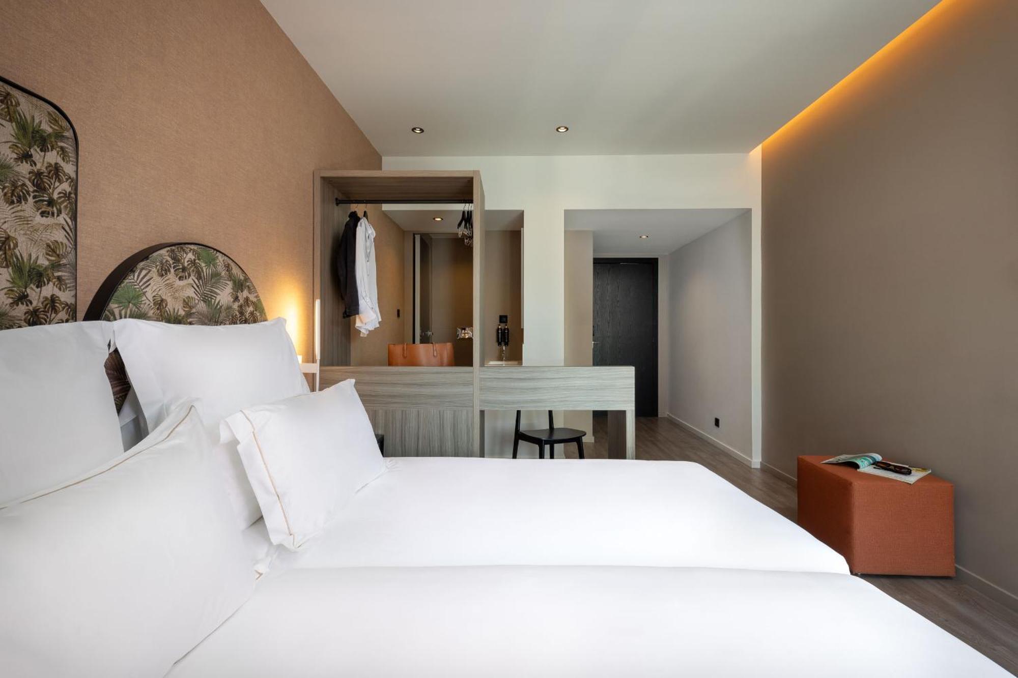 Brown Kubic, A Member Of Brown Hotels Афины Экстерьер фото